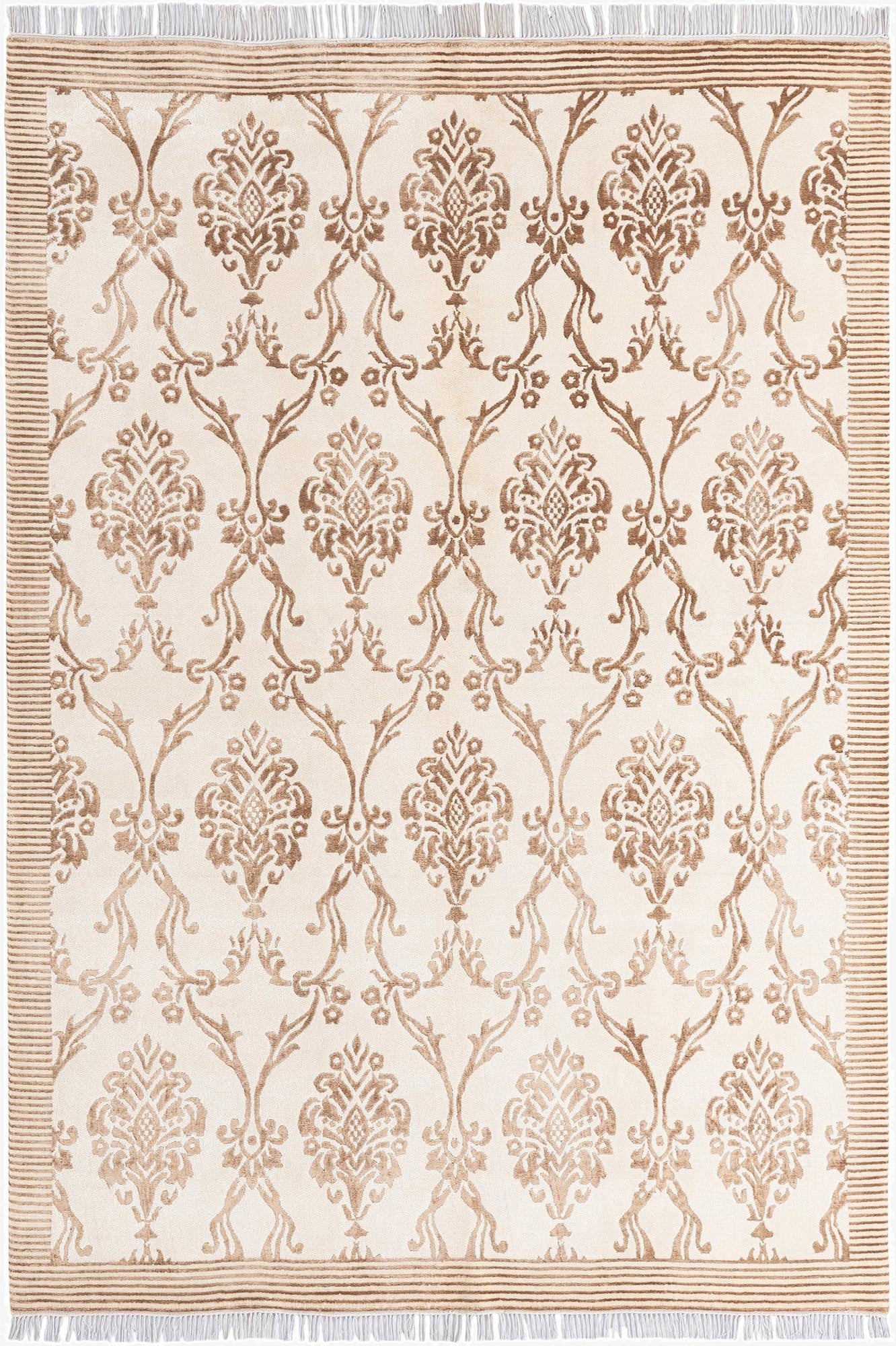  5' 9 x 8' Darya Rug