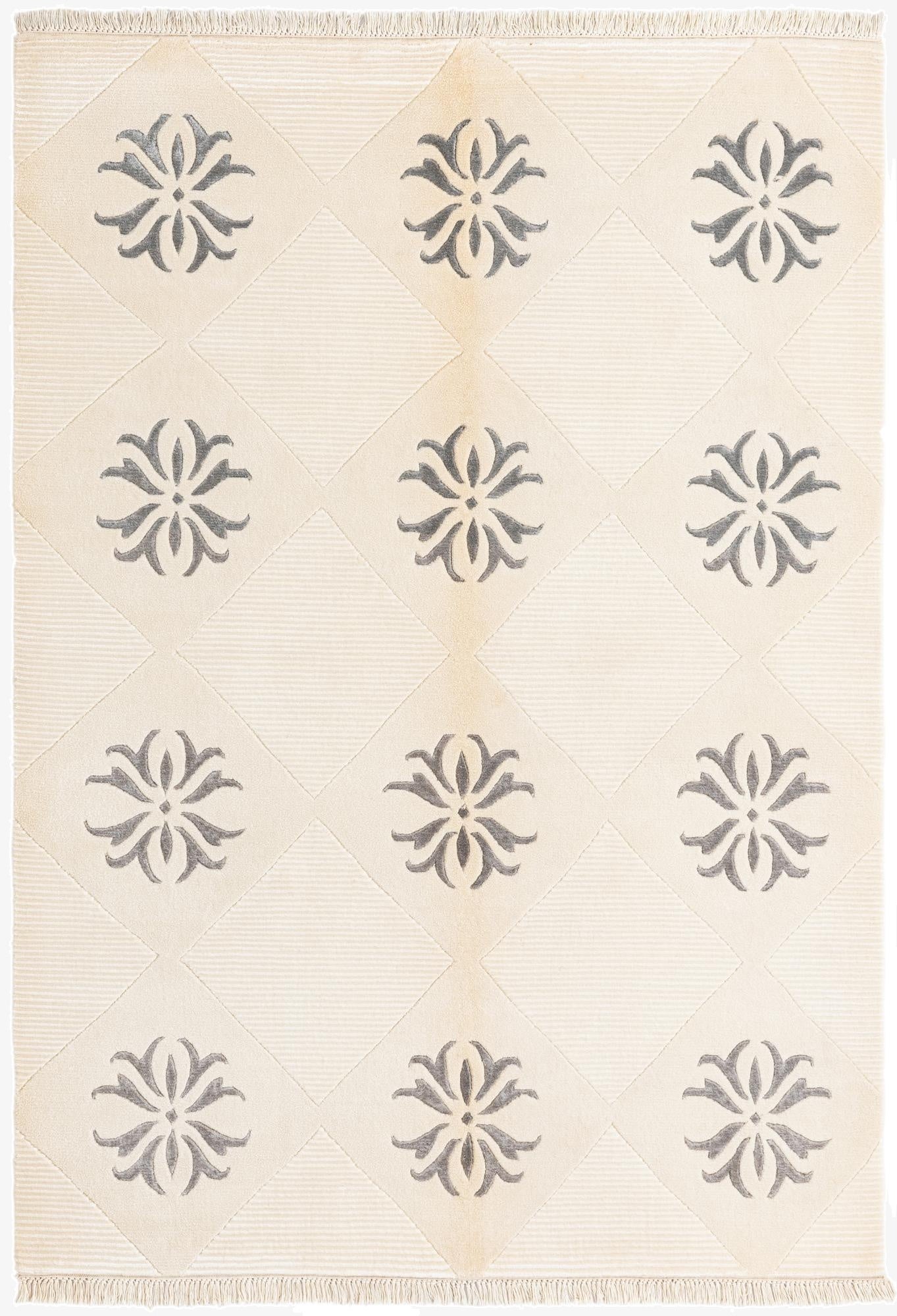  4' 7 x 6' 7  Hand Knotted Darya Wool Rug