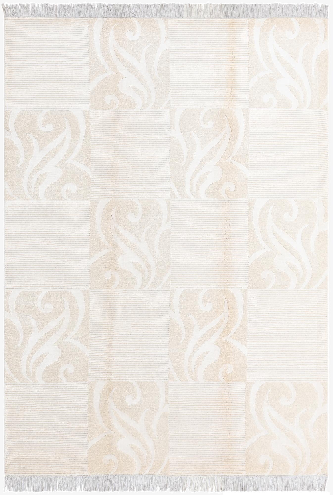  5' 8 x 8'  Hand Knotted Darya Wool Rug