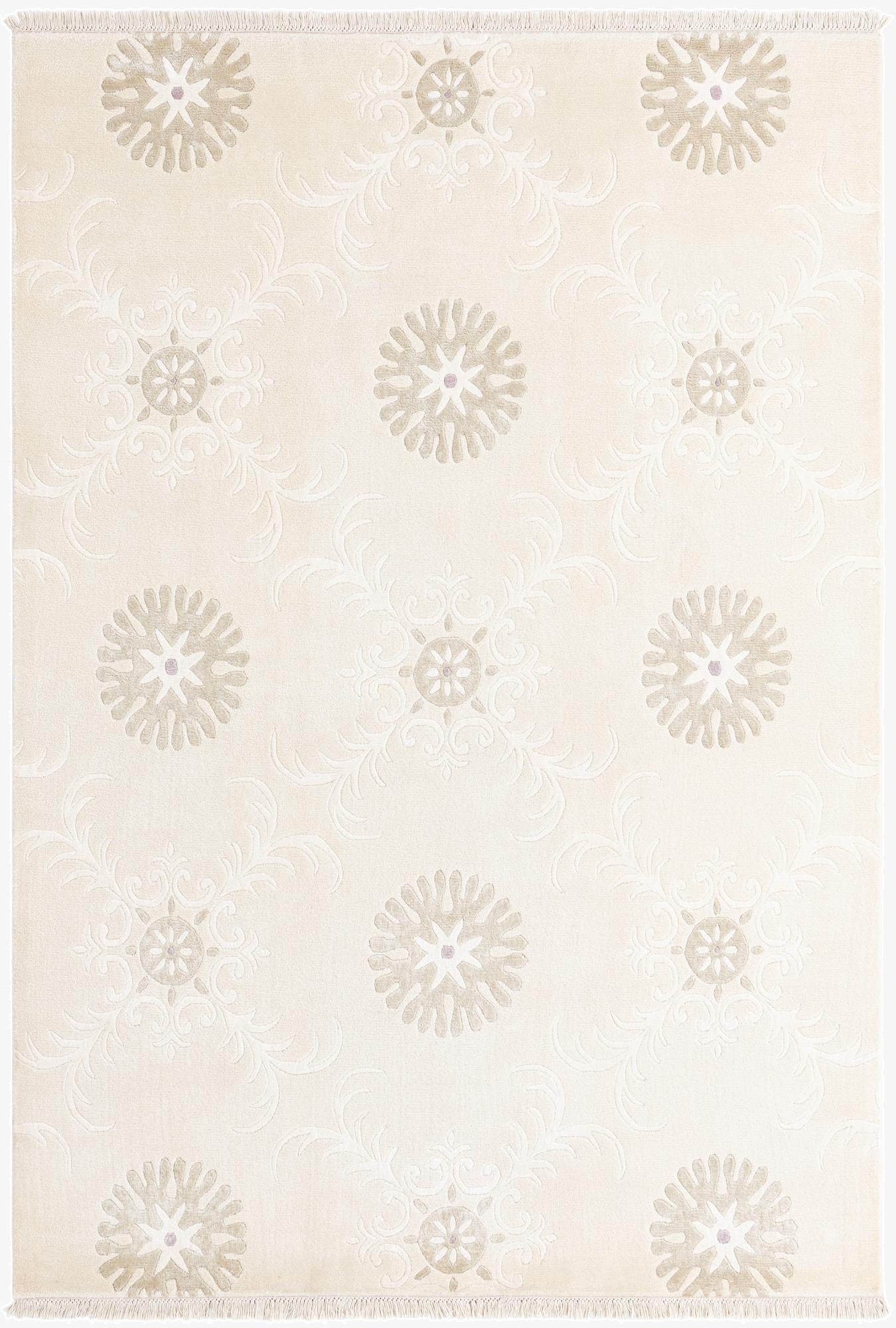  5' 7 x 8'  Hand Knotted Darya Wool Rug