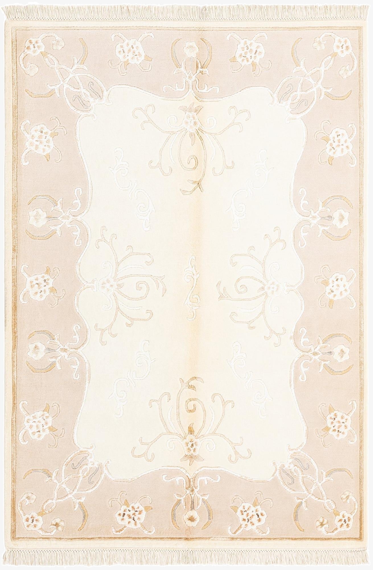  4' 1 x 5' 9 Darya Rug
