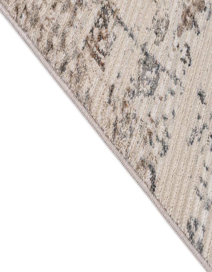 Detail image of  6' 7 x 9' 7 Deepa Rug