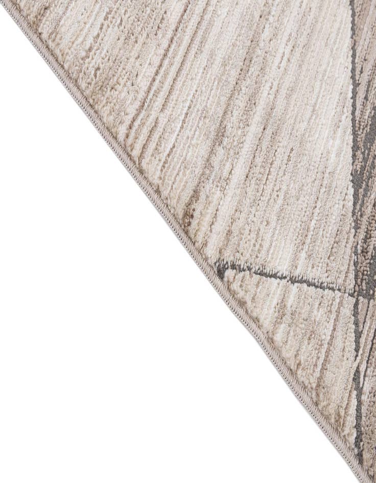 Detail image of  6' 7 x 9' 7 Deepa Rug