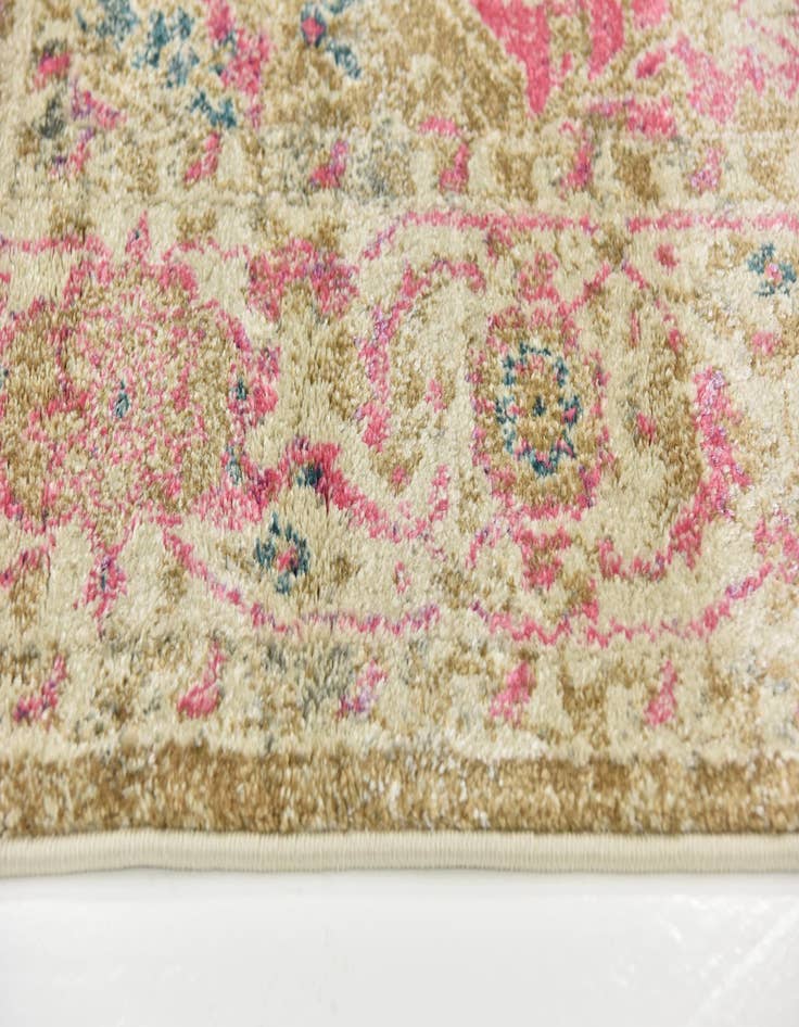 Detail image of  5' 3 x 7' 2 Delilah Rug