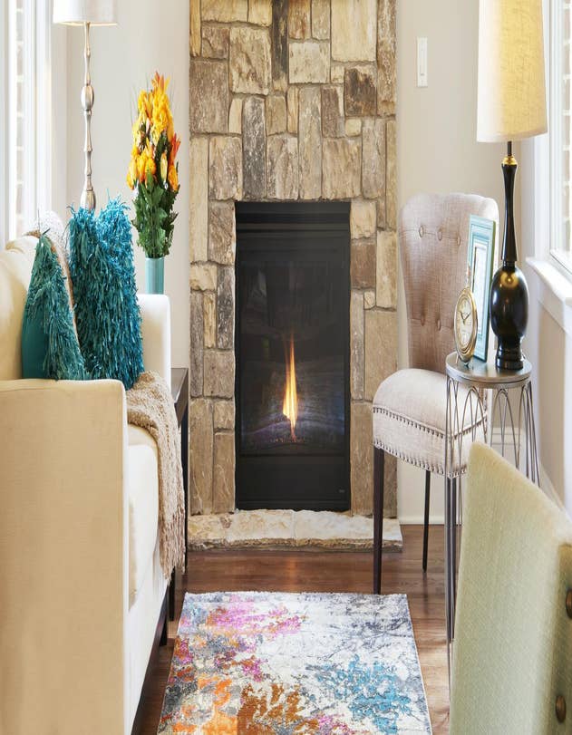 Detail image of  6' x 9' Delilah Rug