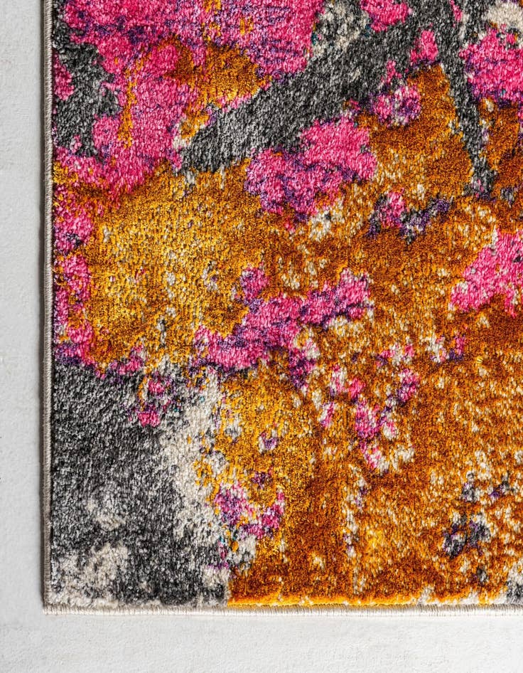 Detail image of  6' x 9' Delilah Rug