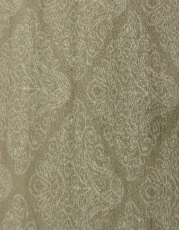 Detail image of  6' 7 x 9' 9 Diana Rug