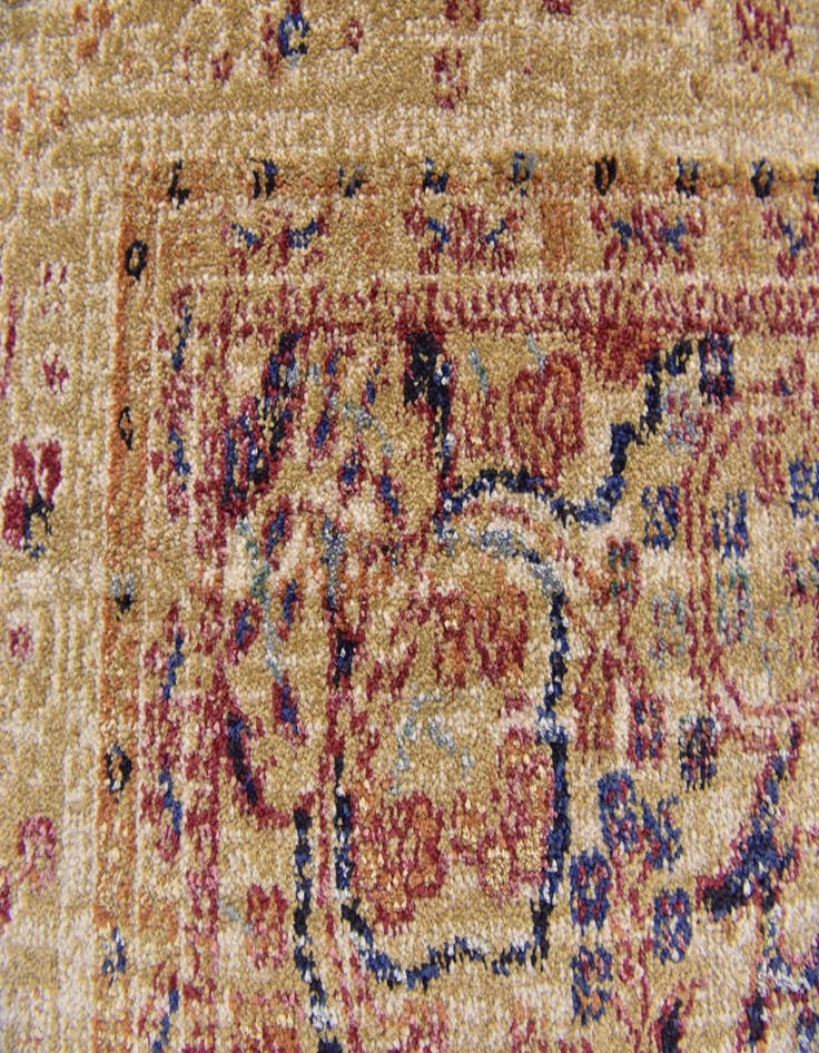 Detail image of  5' 3 x 7' 7 Eden Rug