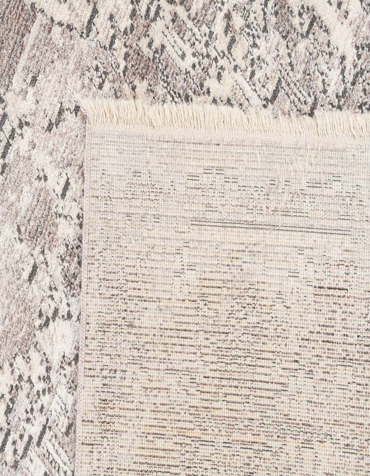 Detail image of  5' 3 x 7' 6 Eliza Rug