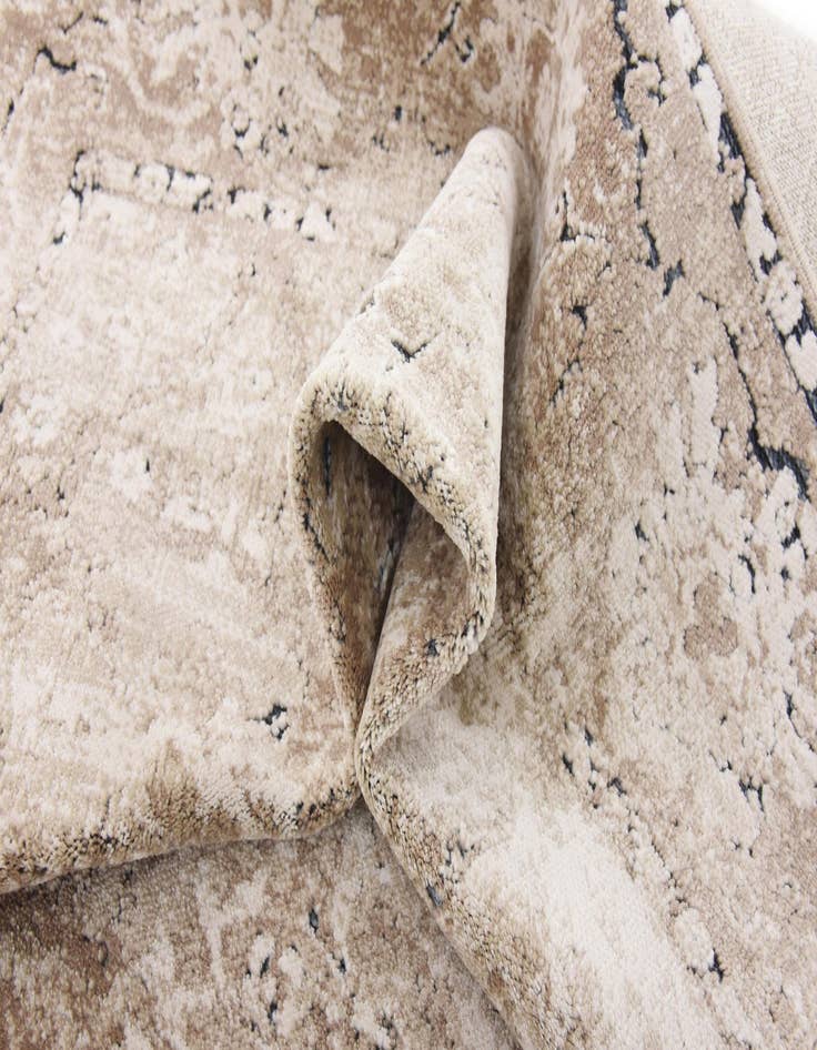 Detail image of  4' x 6' Eliza Rug