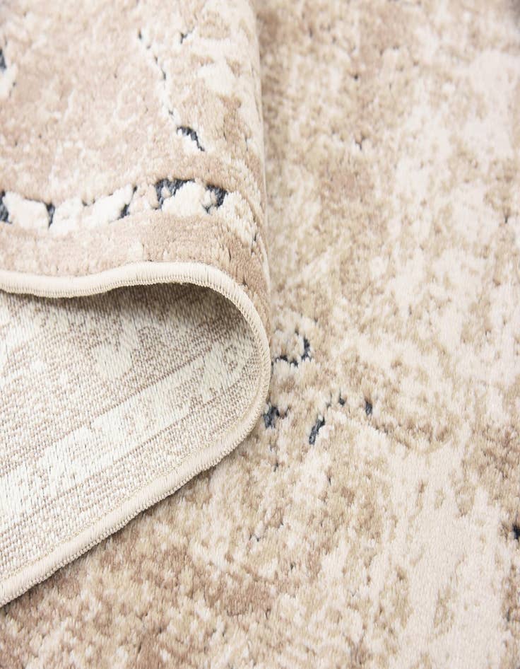 Detail image of  4' x 6' Eliza Rug