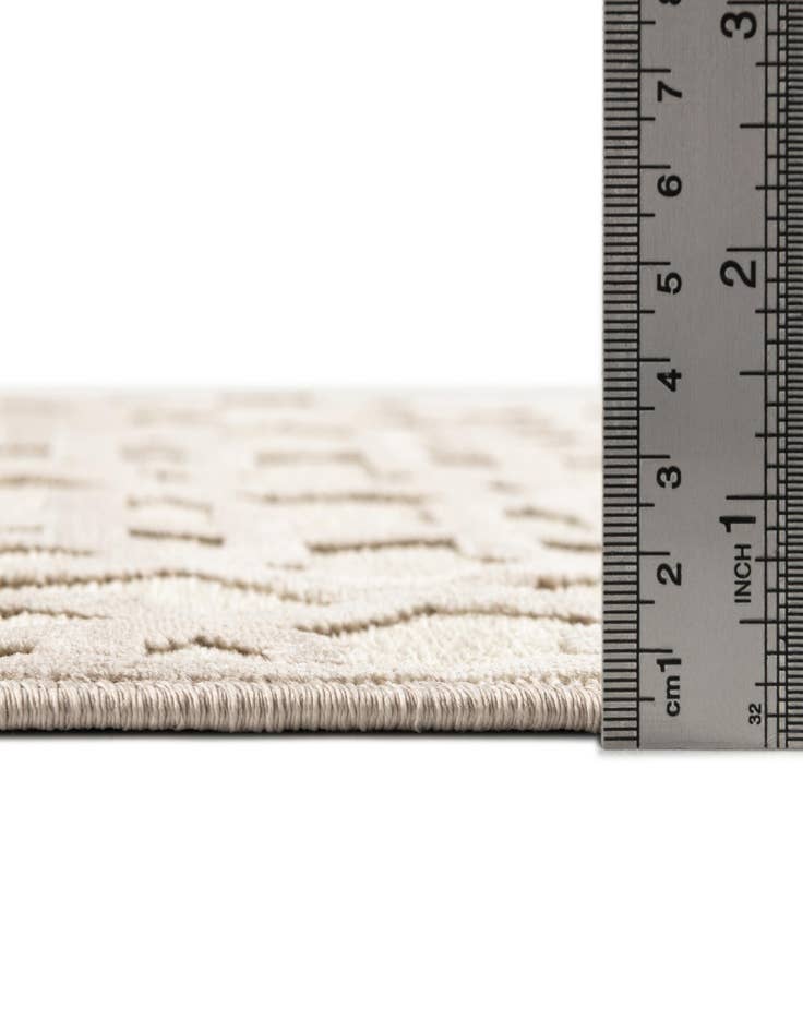 Detail image of  1' 8 x 2' 7 Eliza Rug