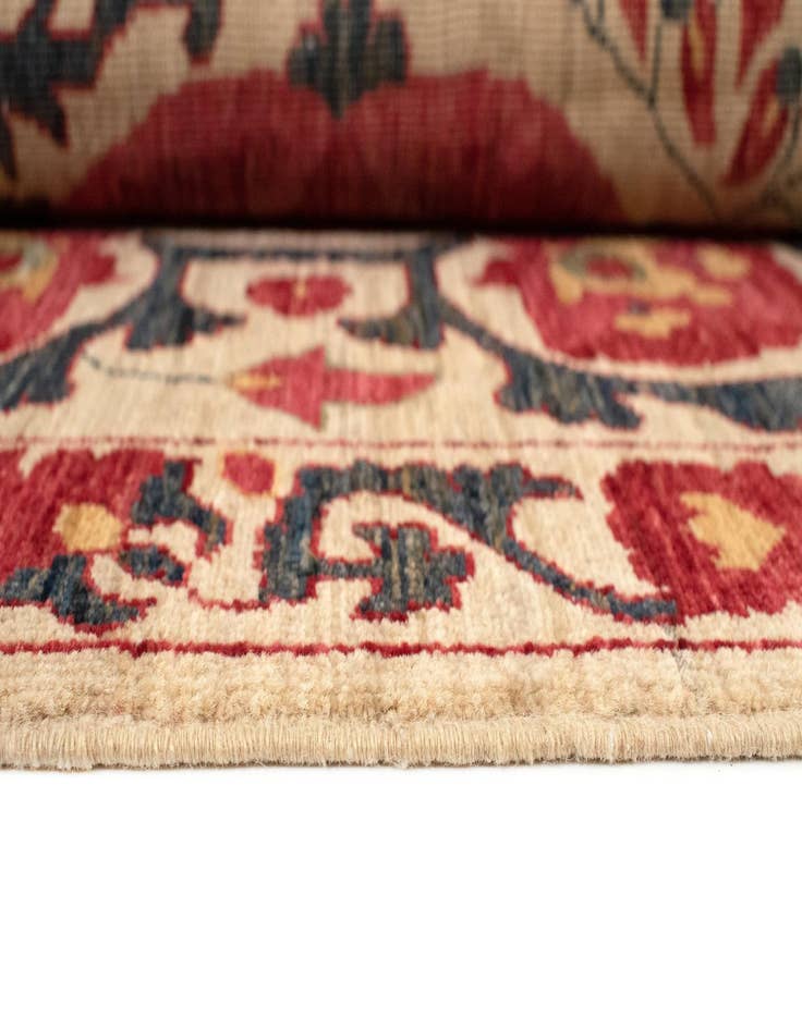 Detail image of  10' 2 x 13' 11 Farahan Wool Rug