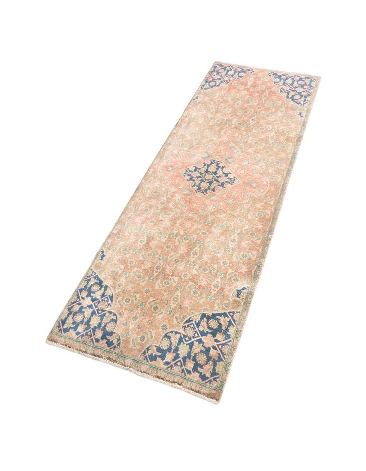 Detail image of  3' 4 x 8' 4 Farahan Rug