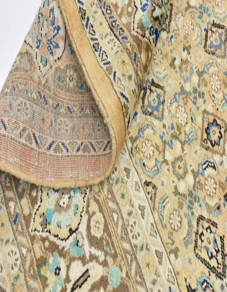 Detail image of  10' x 13' 2  Hand Knotted Farahan Persian Wool Rug