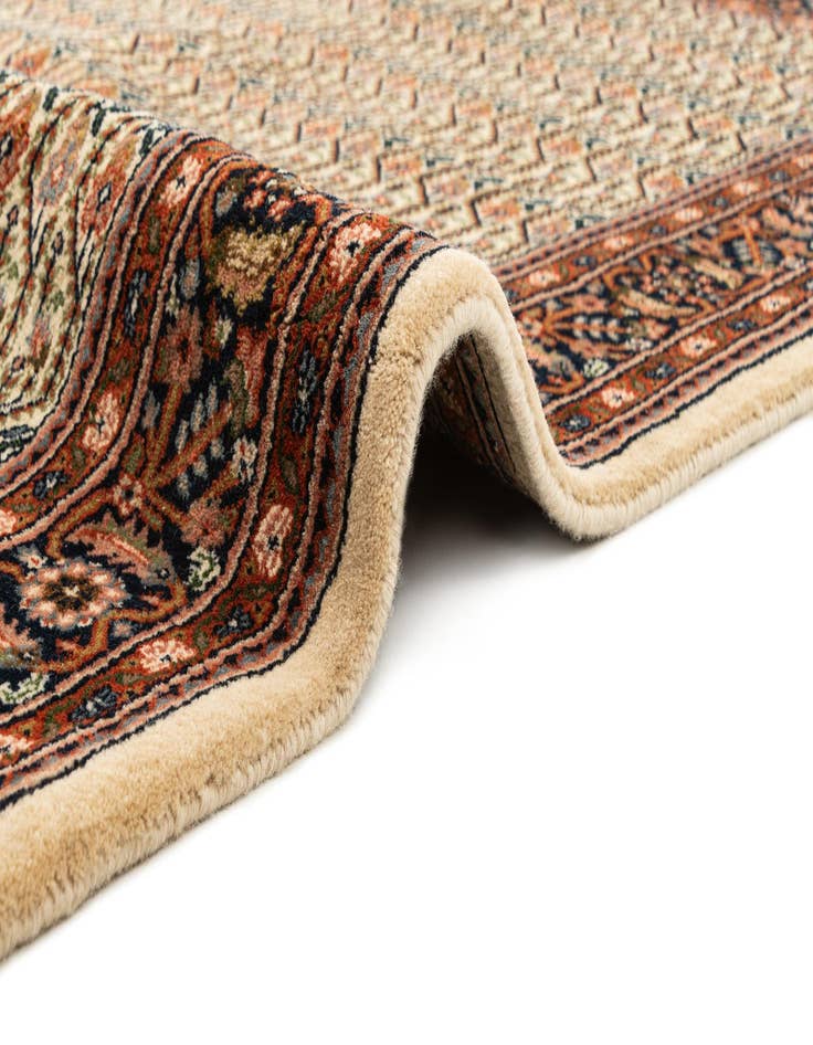 Detail image of  4' 8 x 6' 5 Ferahan Rug