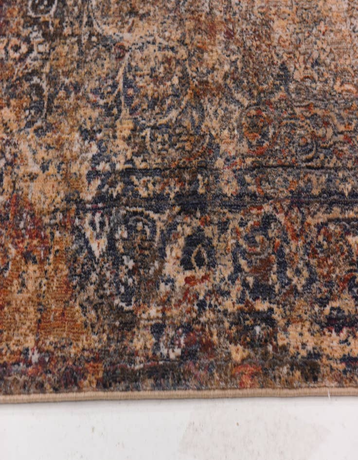 Detail image of  5' x 7' 7 Fleur Rug