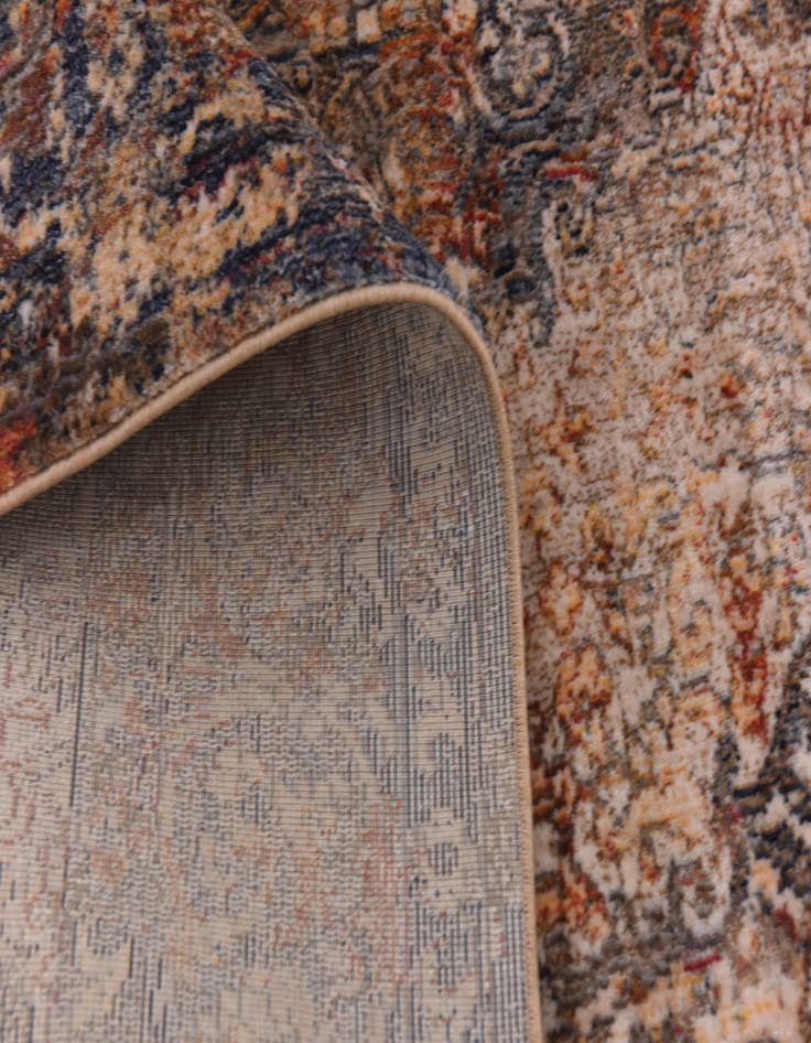 Detail image of  5' x 7' 7 Fleur Rug