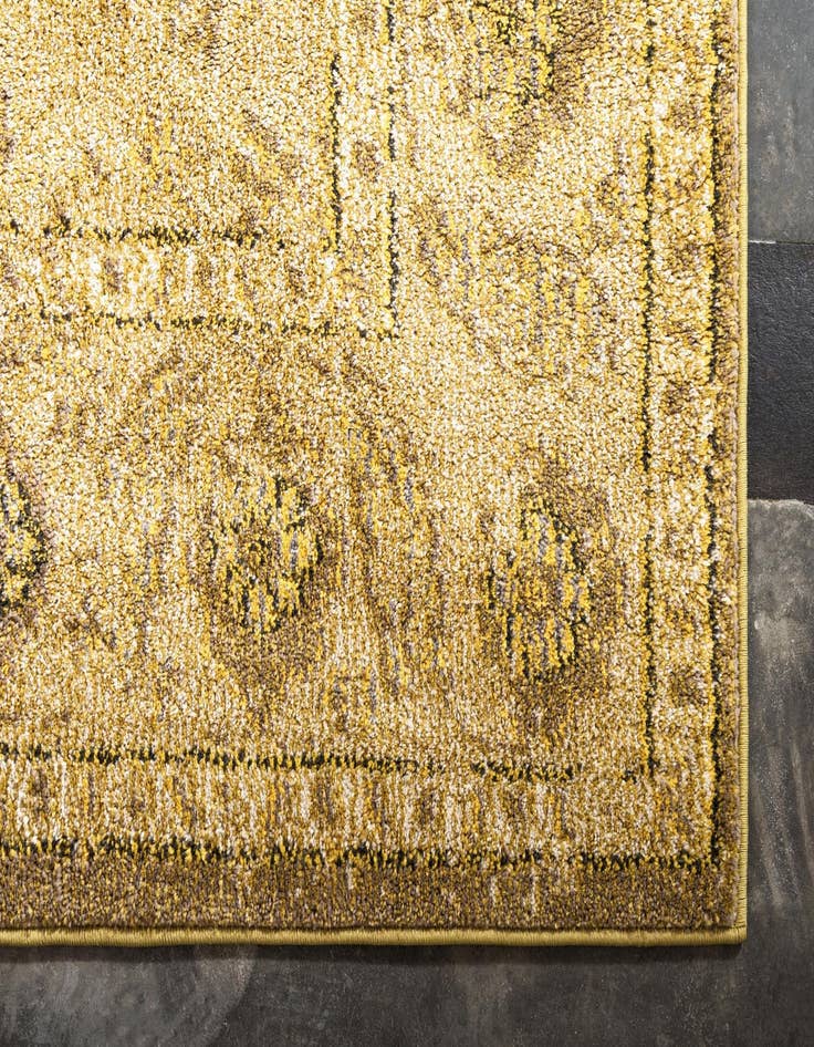 Detail image of  10' 6 x 16' 5  Washable Fleur Rug