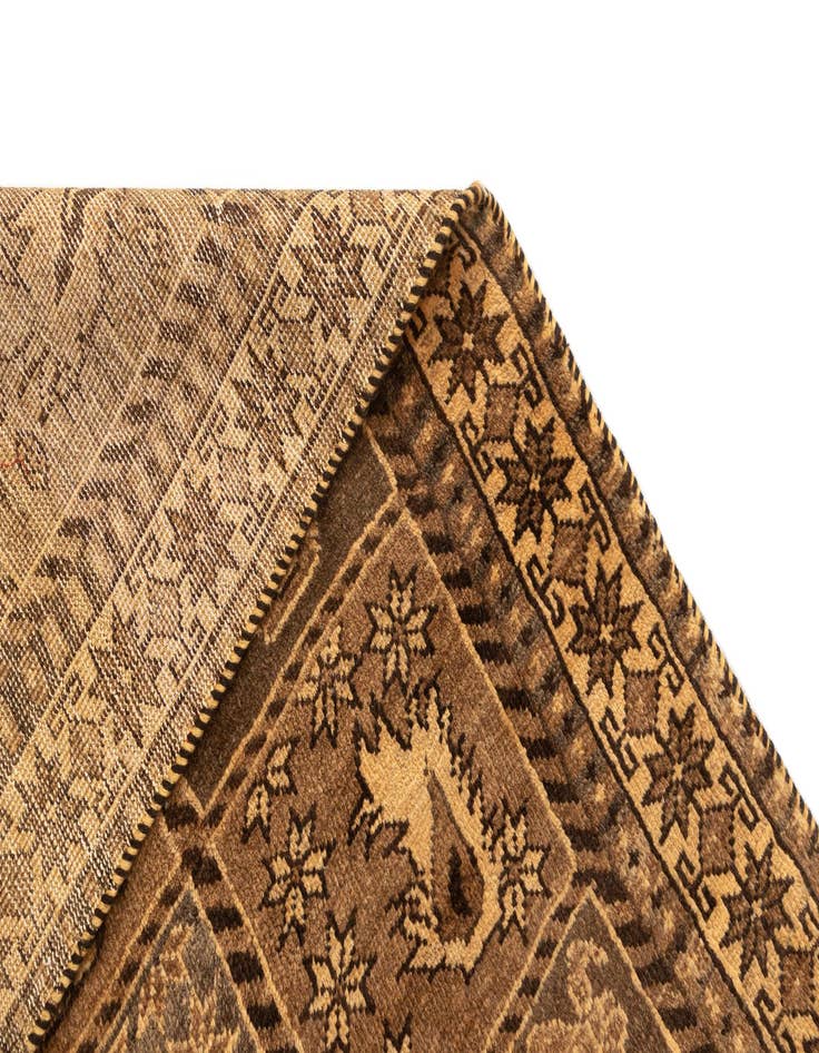 Detail image of  4' 8 x 8' 7 Gabbeh Wool Rug