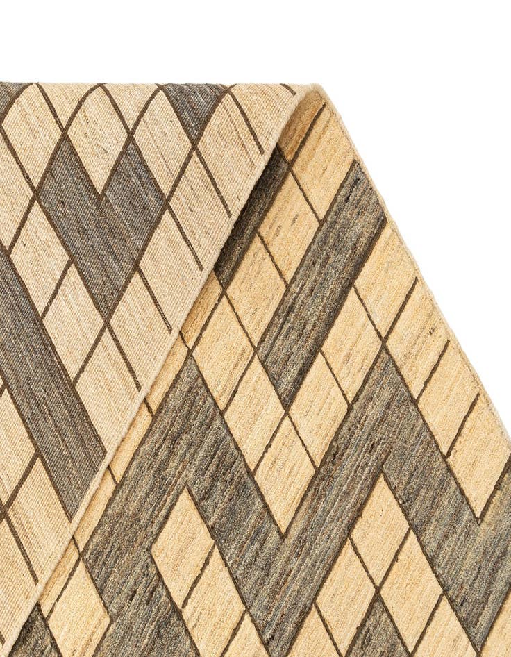 Detail image of  4' 11 x 6' 4 Gabbeh Rug