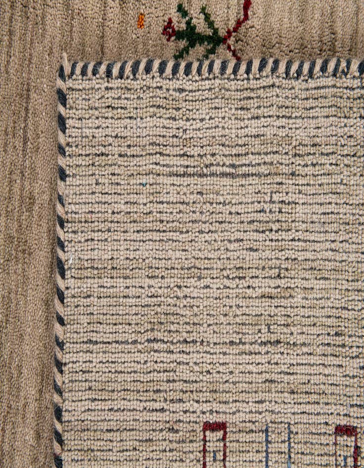 Detail image of  6' 6 x 9' 10  Hand Knotted Gabbeh Wool Rug