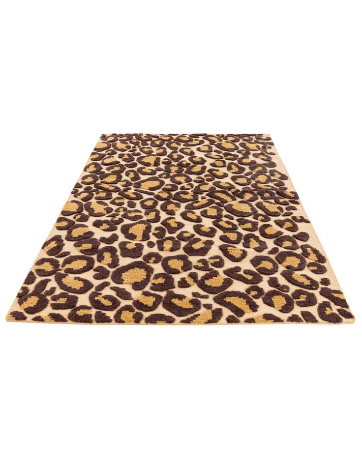 Detail image of  4' 1 x 5' 10  Hand Knotted Gabbeh Rug