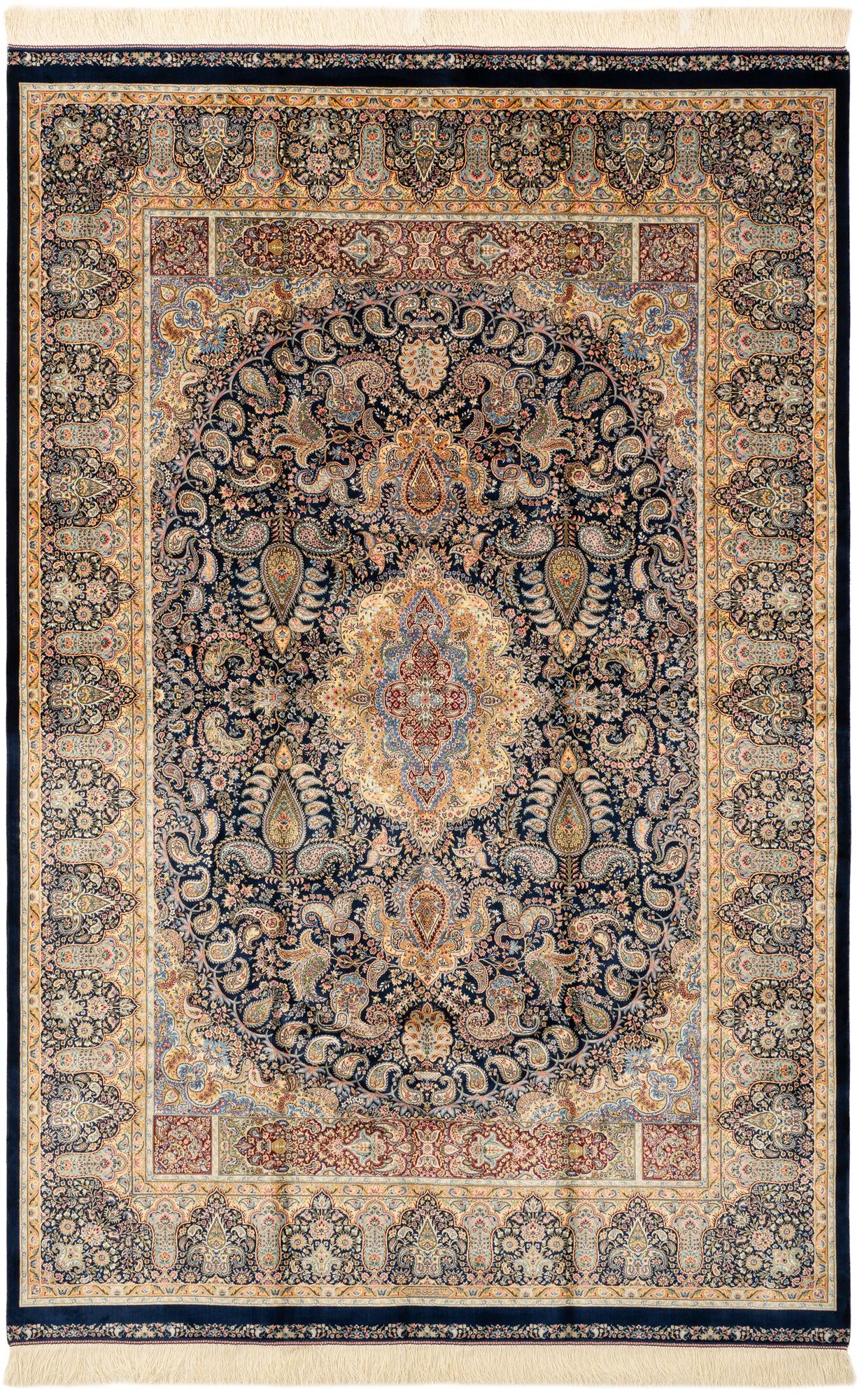  4' 9 x 7' 5 Ghom Design Rug