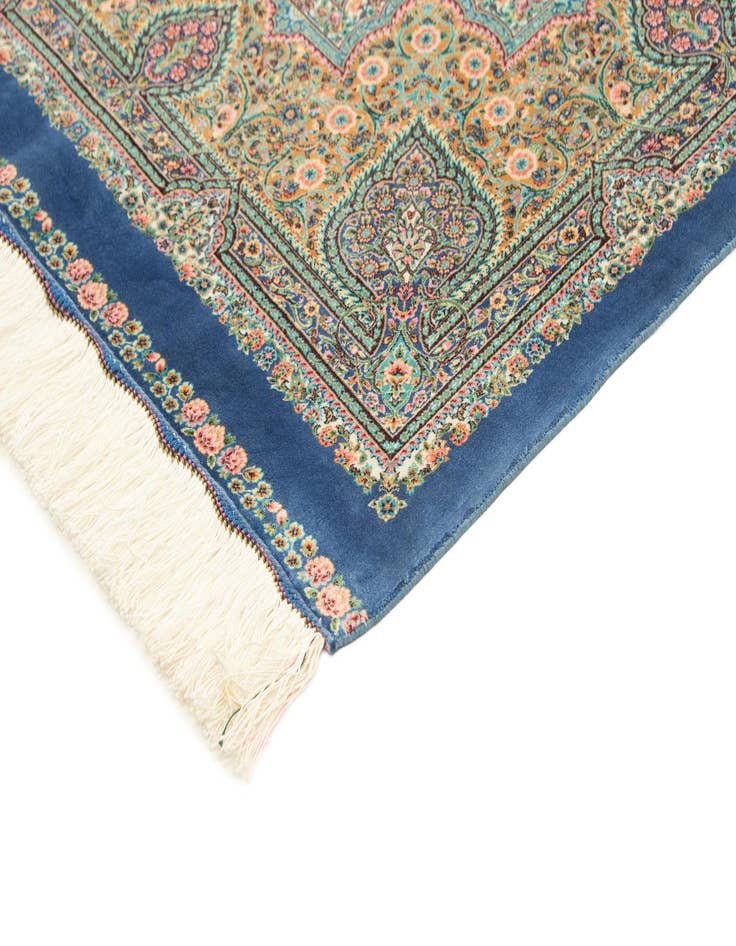 Detail image of  4' 9 x 7' 5 Ghom Design Rug