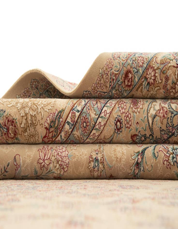 Detail image of  6' 4 x 9' 7 Ghom Design Rug