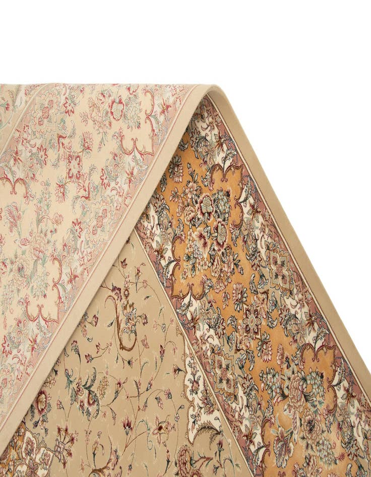 Detail image of  6' 6 x 9' 7 Ghom Design Rug