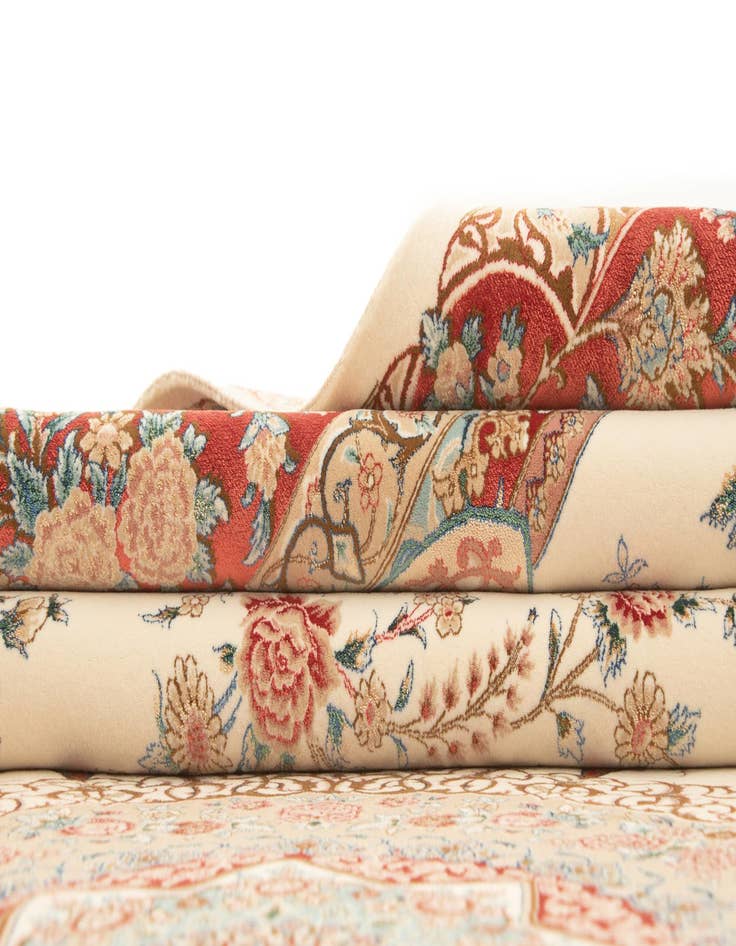 Detail image of  6' 4 x 9' 7 Ghom Design Rug