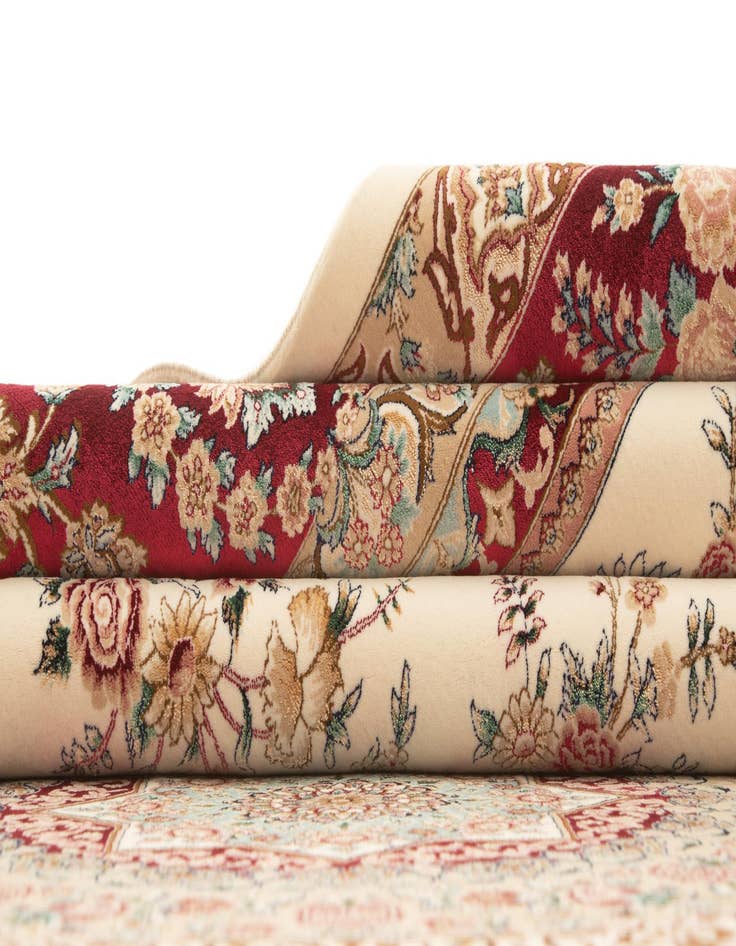 Detail image of  6' 6 x 9' 8 Ghom Design Rug