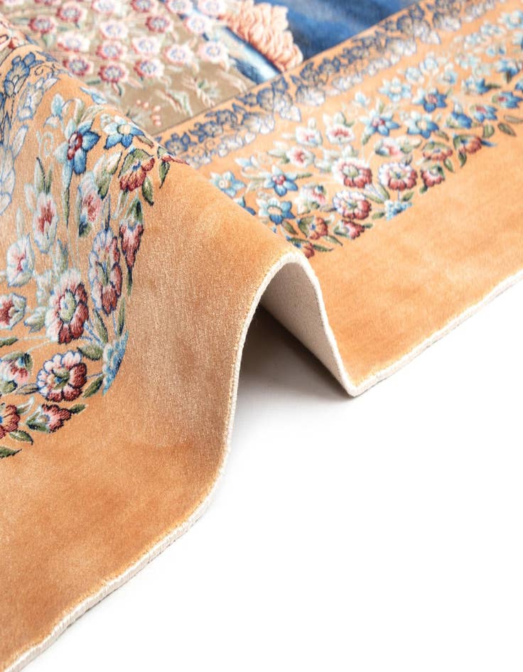 Detail image of  4' 11 x 7' 5 Ghom Design Rug