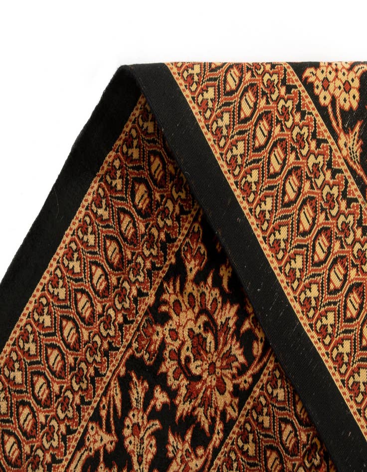 Detail image of  4' 6 x 6' 7 Ghom Rug