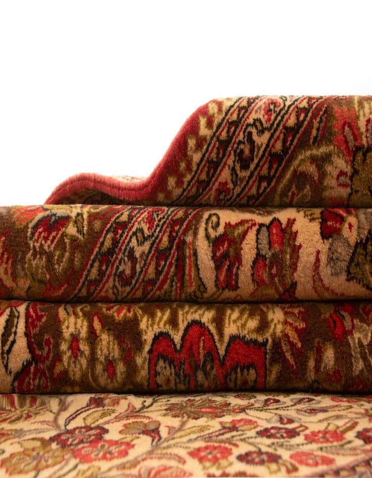 Detail image of  4' 7 x 7' 3 Ghom Rug