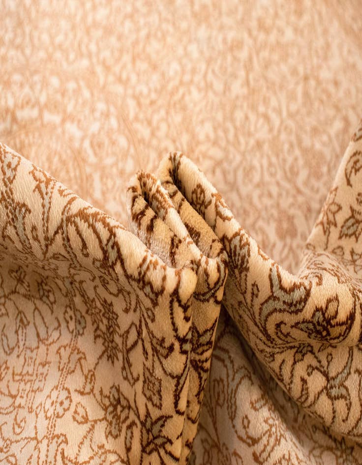 Detail image of  5' 2 x 7' 10 Ghom Silk Rug