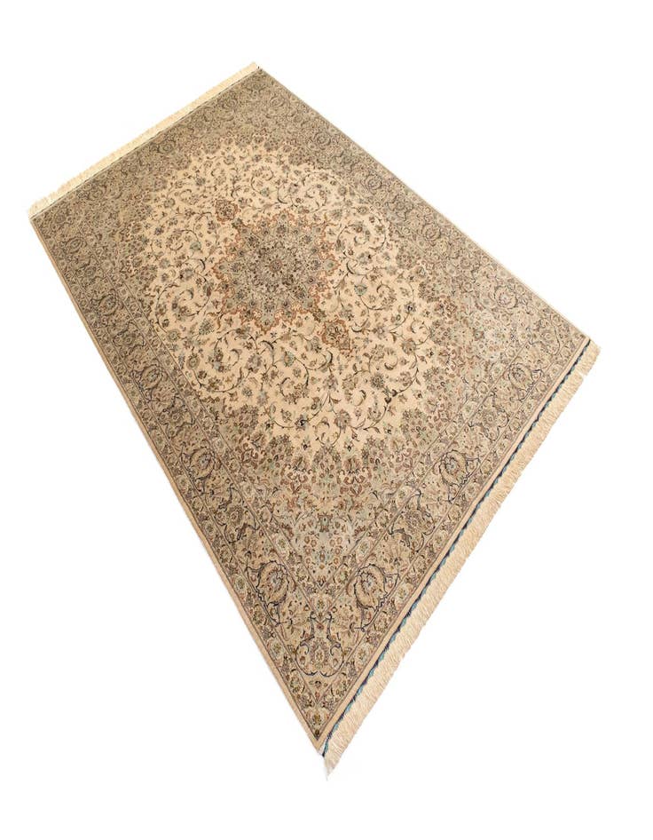 Detail image of  6' 6 x 9' 10 Ghom Silk Rug