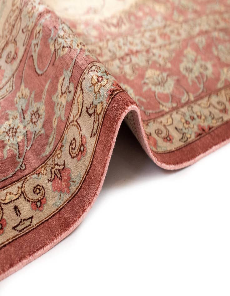 Detail image of  4' 4 x 6' 8 Ghom Silk Rug