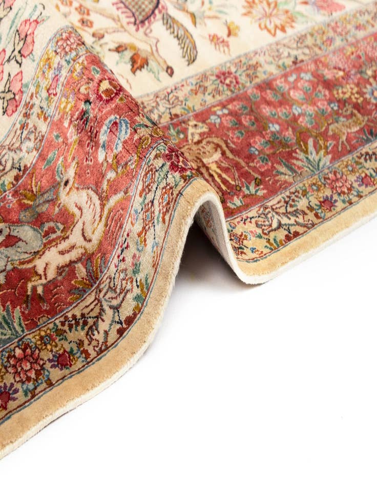 Detail image of  4' 3 x 6' 6 Ghom Silk Rug