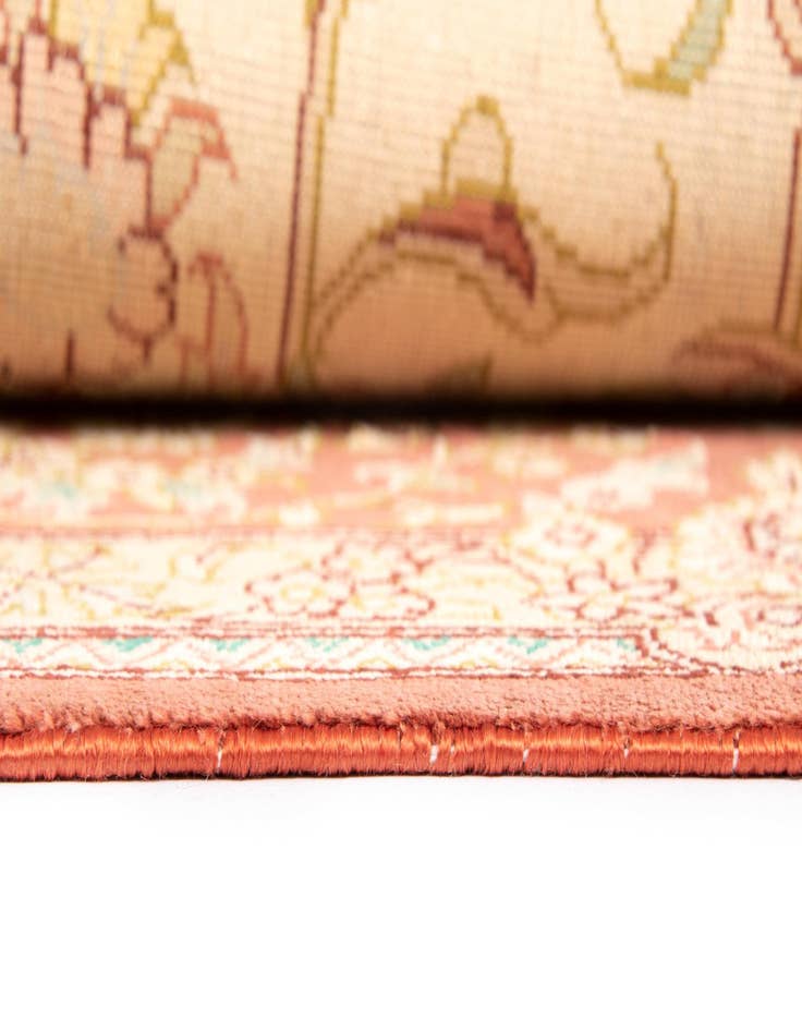 Detail image of  5' 3 x 7' 11 Ghom Silk Rug