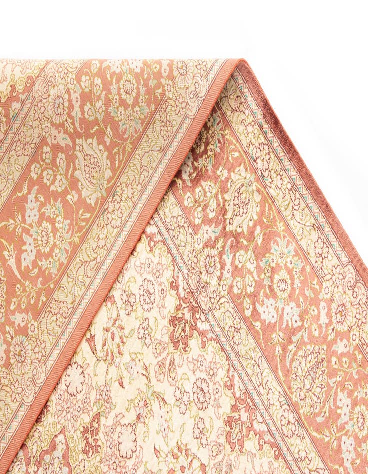 Detail image of  5' 3 x 7' 11 Ghom Silk Rug