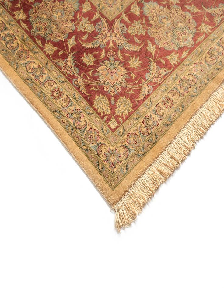 Detail image of  9' 5 x 12' 9 Ghom Silk Rug