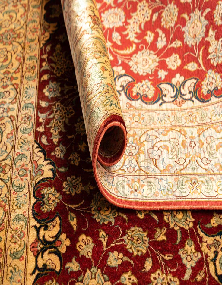 Detail image of  2' 7 x 4' Ghom Silk Rug