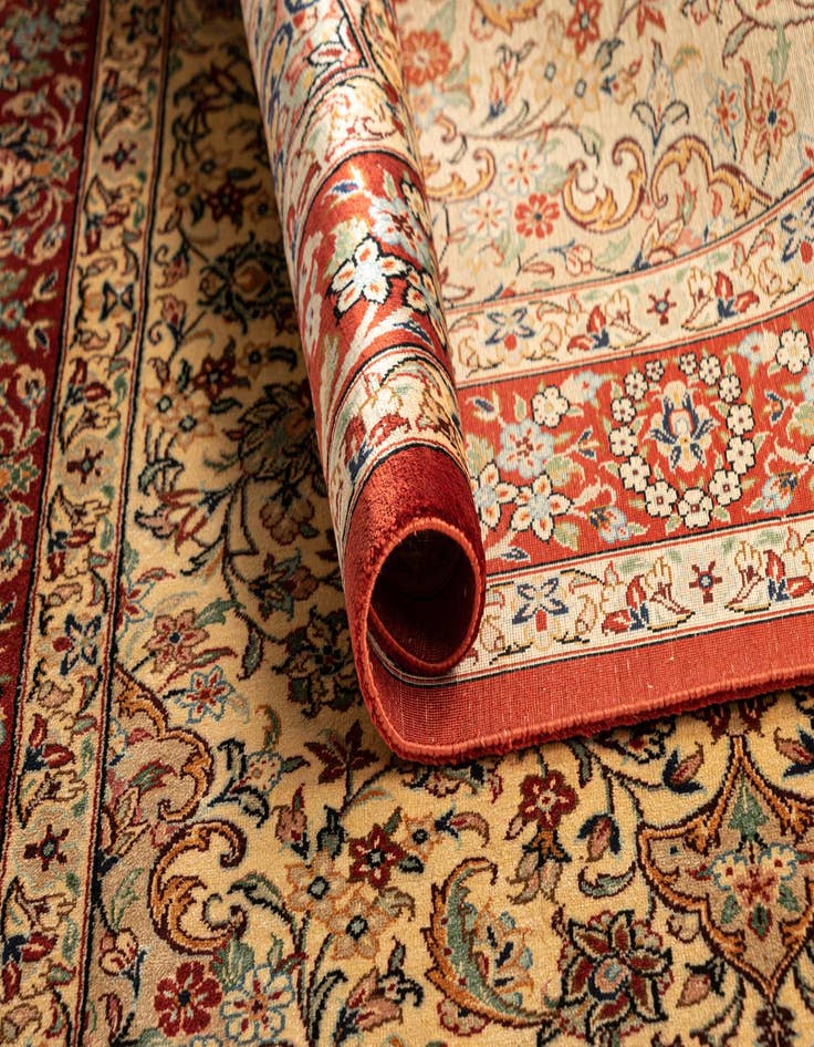 Detail image of  2' 8 x 4' Ghom Silk Rug