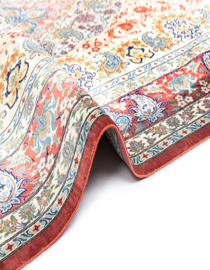 Detail image of  4' 3 x 6' 7 Ghom Silk Rug