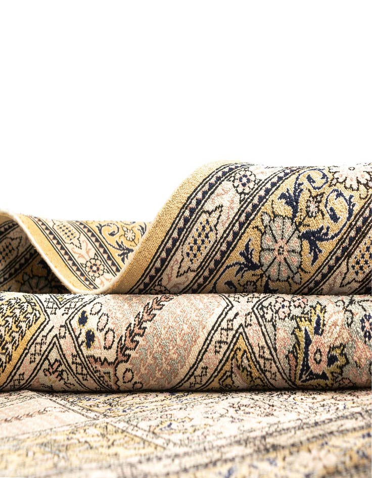 Detail image of  3' 2 x 5' 1 Ghom Silk Rug