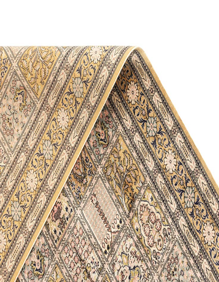 Detail image of  3' 2 x 5' 1 Ghom Silk Rug