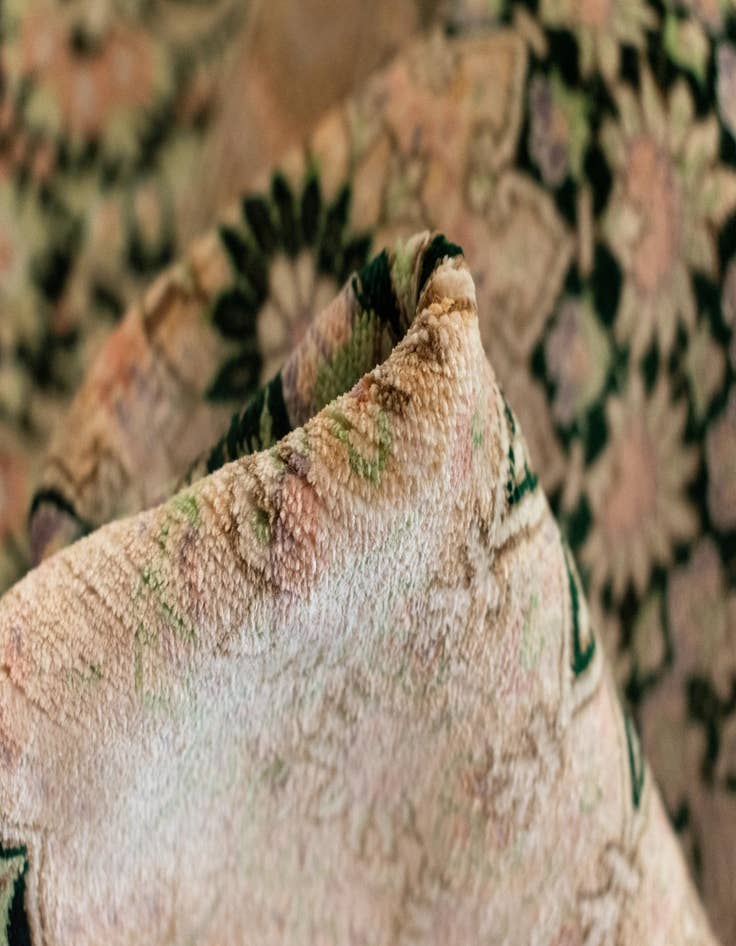 Detail image of  3' 5 x 5' 3 Ghom Silk Rug