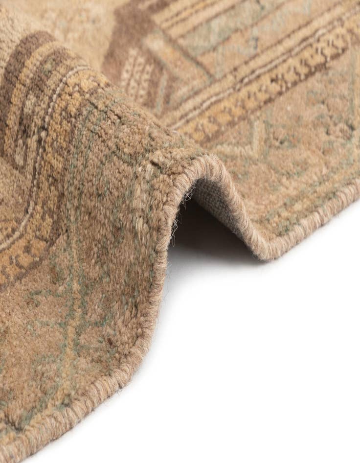 Detail image of  3' 10 x 8' 10 Hamedan Rug